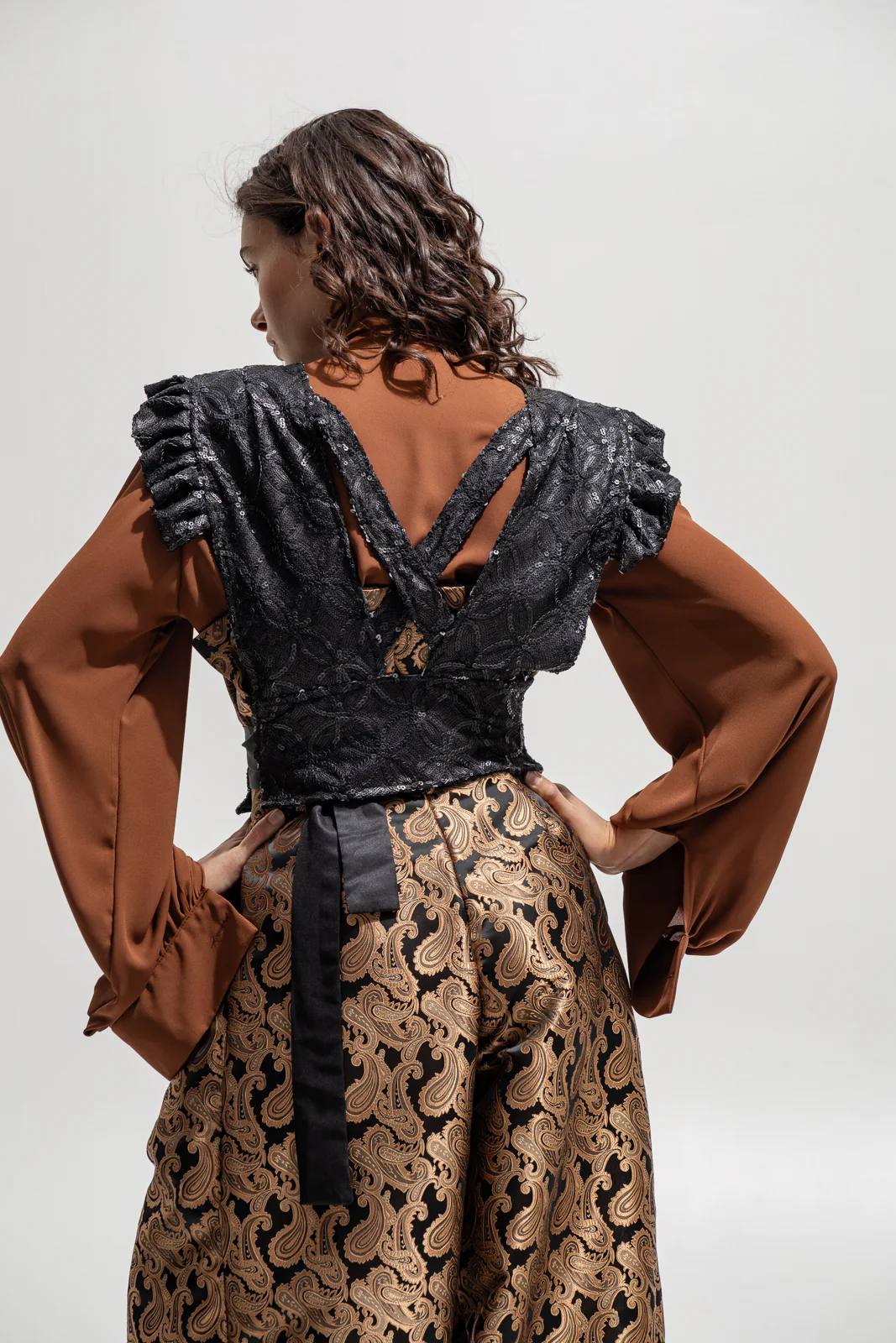 Adoncia Vest Sequined Black - Image 3