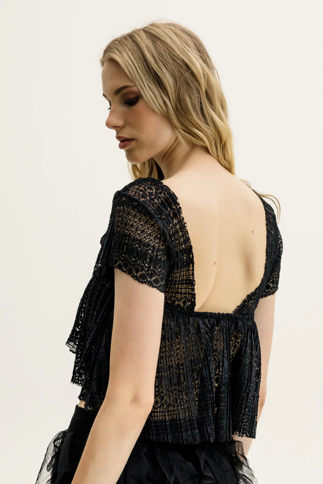 Ahanu Ruffled Top Black - Image 4