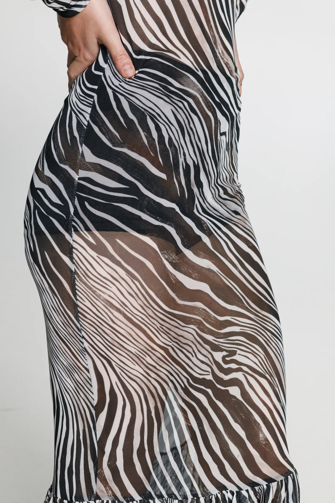 Chatima Dress Printed Cream - Image 6