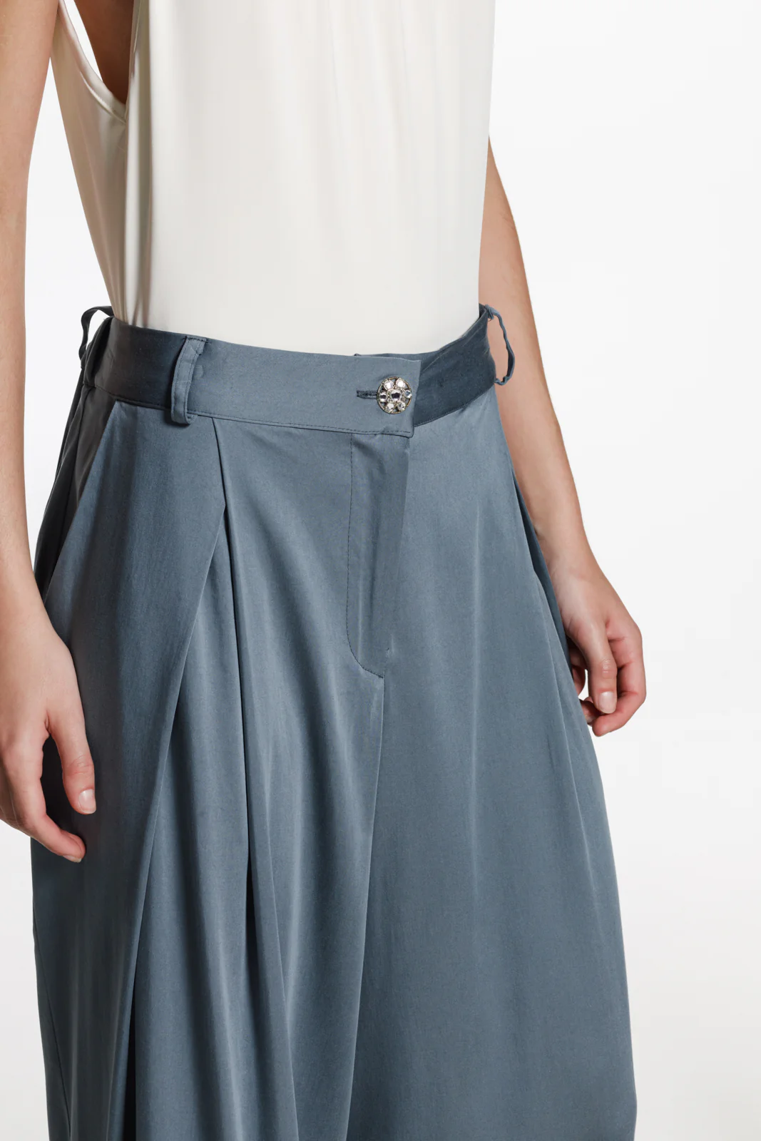 Chesmu Pants Stone Blue - Image 4