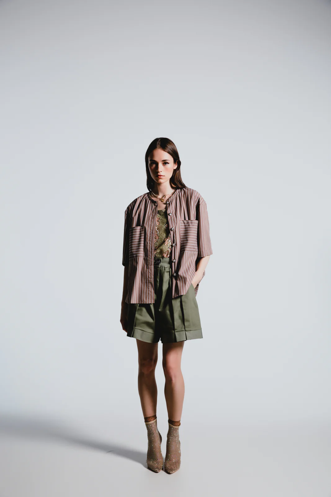 Hahnee Shorts Army Green - Image 5