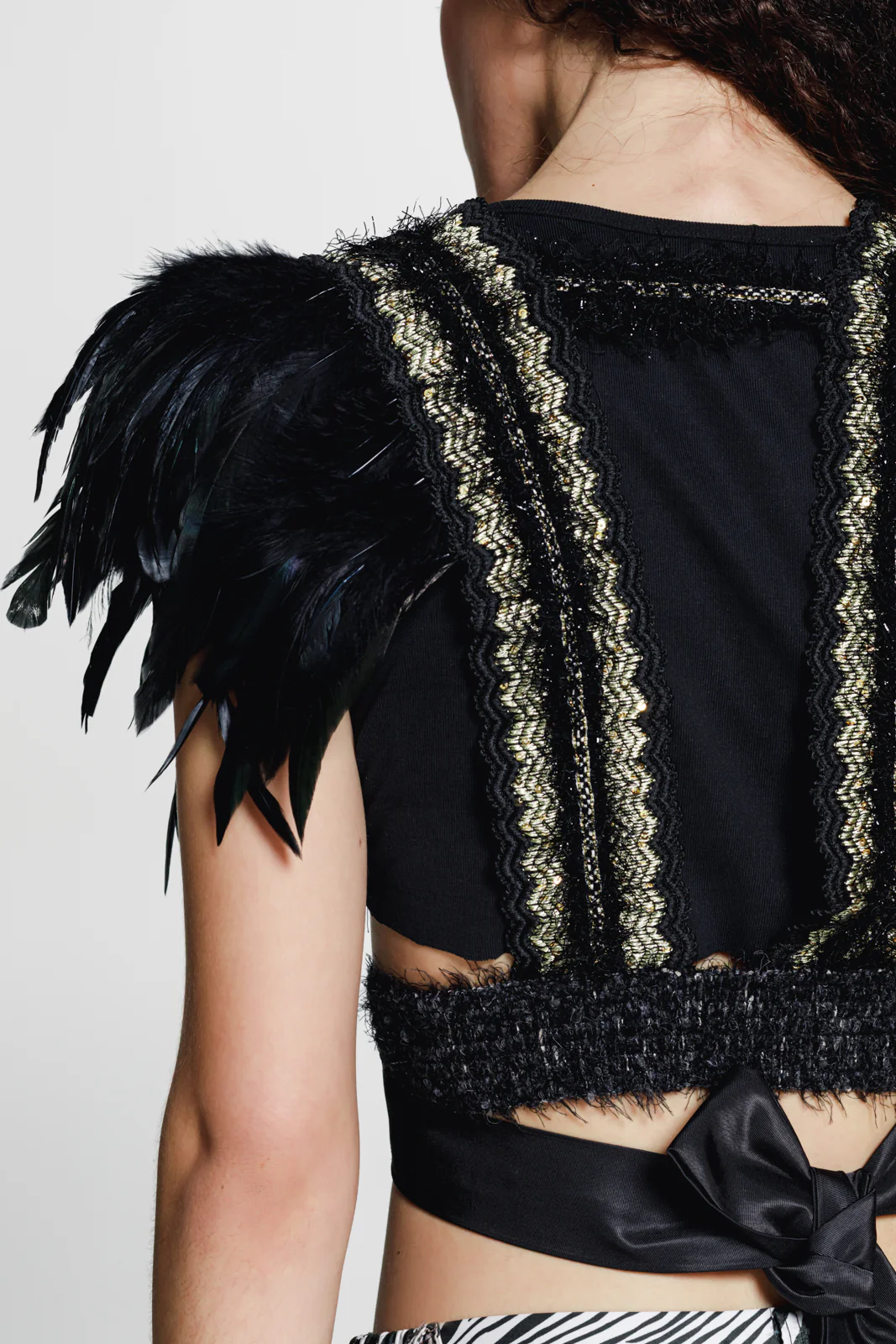 Kishil Feathered Vest Black - Image 5