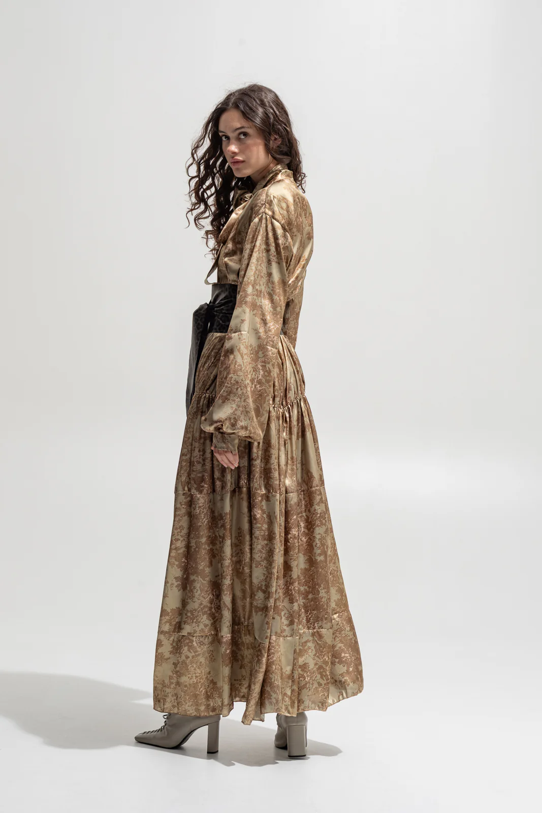 Mahala Dress Printed Sage Green - Image 7