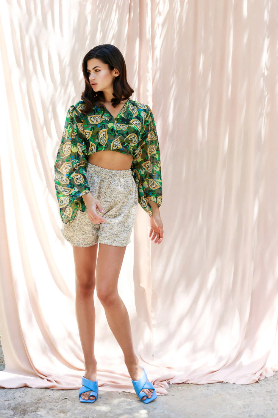 Neoma Shorts Yellow - Image 4