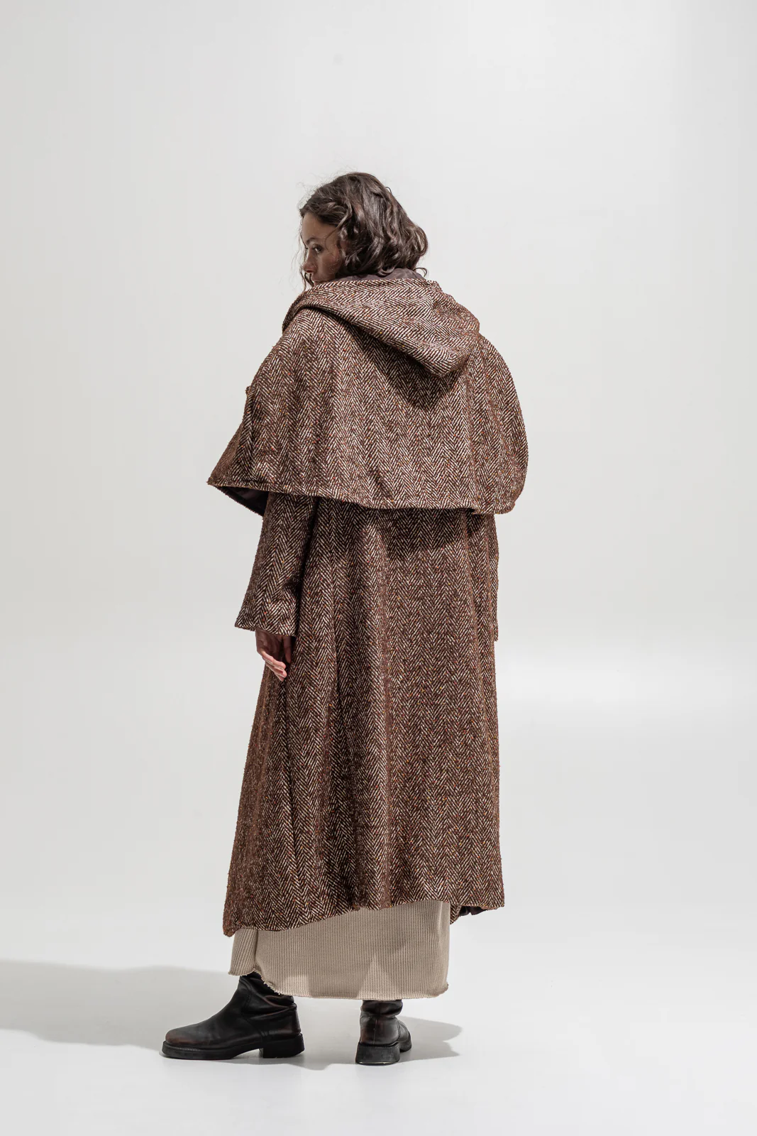 Netis Coat Brown - Image 3