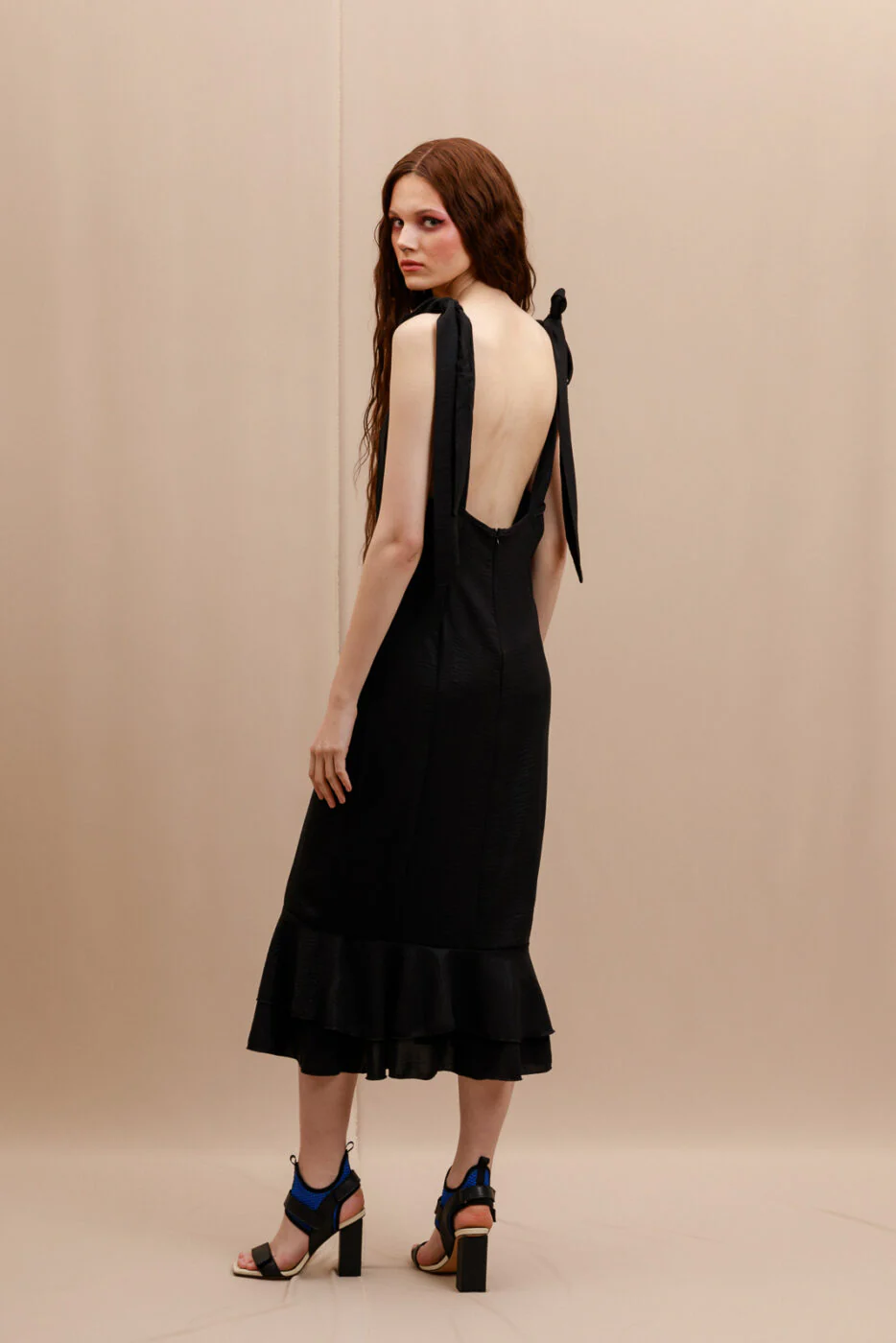 Niyol Slip Dress Black - Image 4