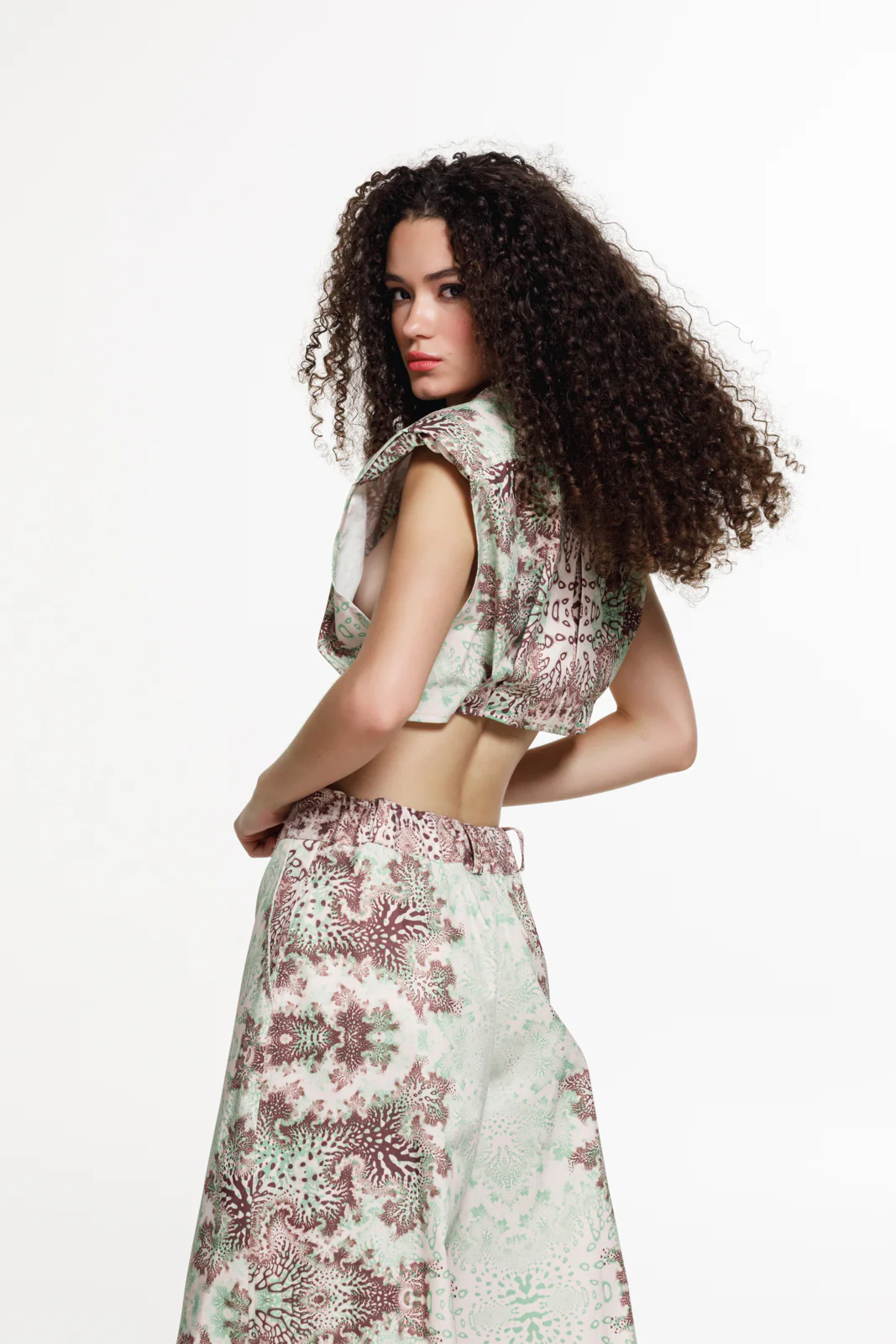 Raisa Vest Printed Green - Image 3