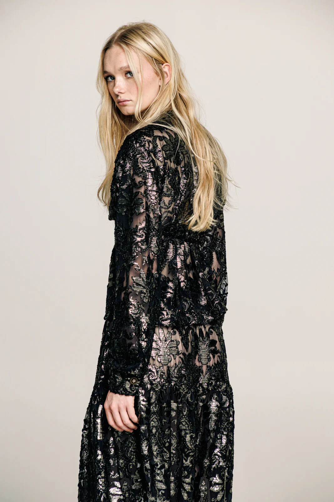 Sakima Shirt Embroidered Gold - Image 3
