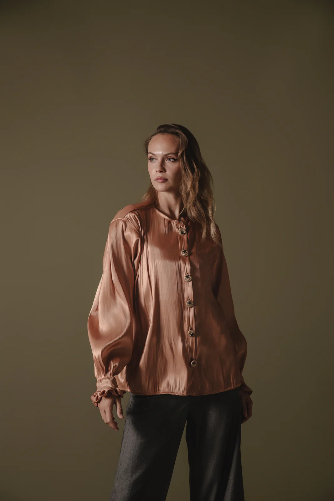 Hachi Shirt Peach - Image 4