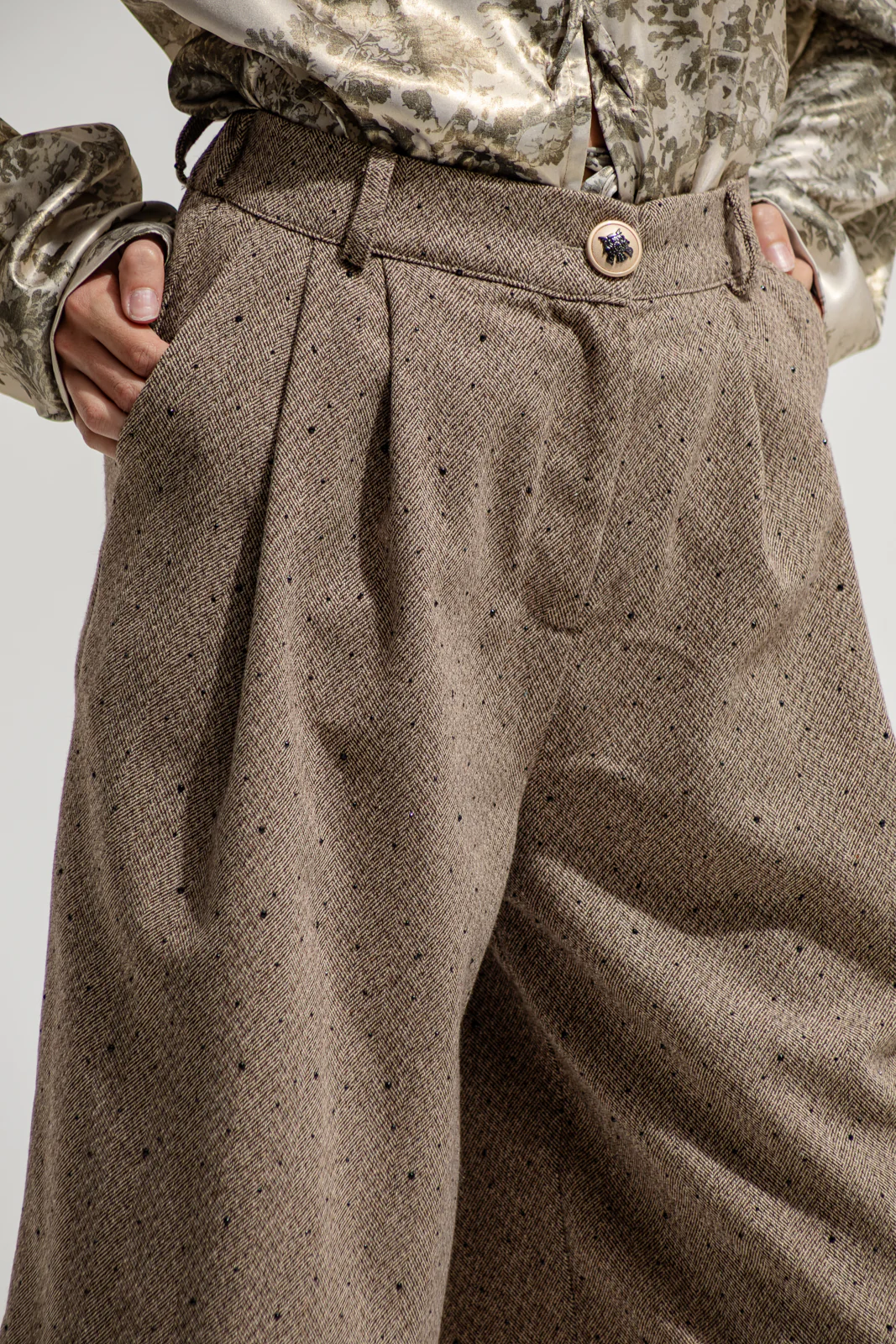 Yura Bermuda Beige - Image 3
